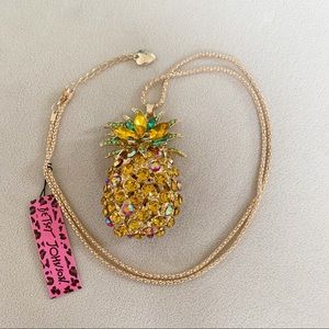 Betsey Johnson crystals pineapple necklace NWT